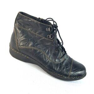 Clarks Women's Cap Toe Combat Boots  Black Leather Ankle Boots, Size 8.5